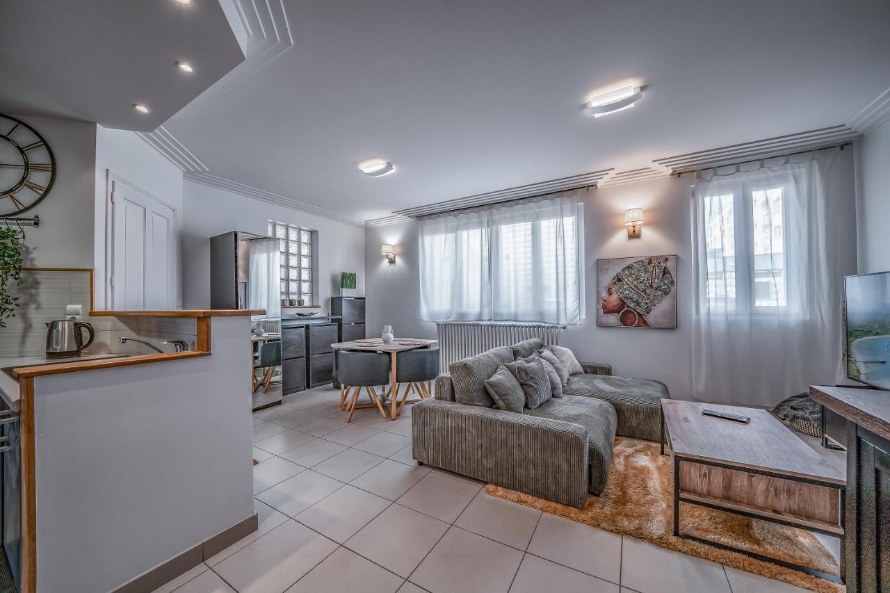 L'Evasion - Sauna Jacuzzi Cinema Tours Luaran gambar